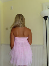 Load image into Gallery viewer, Pink Ruffle Strapless Dress