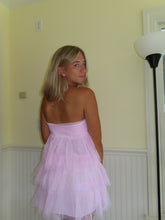 Load image into Gallery viewer, Pink Ruffle Strapless Dress