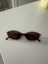 Load image into Gallery viewer, Brown Retro Oval Sunglasses – Trendy Slim 90s Style Shades - Juniper