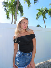 Load image into Gallery viewer, Off The Shoulder Tank Top