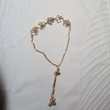 Load image into Gallery viewer, Flower Gemstone Bracelet