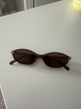 Load image into Gallery viewer, Brown Retro Oval Sunglasses – Trendy Slim 90s Style Shades - Juniper