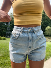 Load image into Gallery viewer, Blue denim Mom Jean Shorts