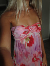 Load image into Gallery viewer, Pink Floral Pleated Strapless Mini Dress