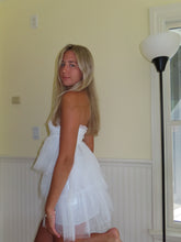 Load image into Gallery viewer, White Ruffle Strapless Dress