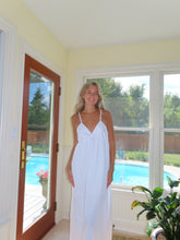 Load image into Gallery viewer, White Maxi Dress