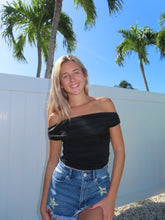 Load image into Gallery viewer, Off The Shoulder Tank Top