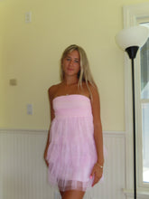 Load image into Gallery viewer, Pink Ruffle Strapless Dress