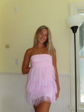 Load image into Gallery viewer, Pink Ruffle Strapless Dress