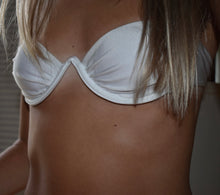 Load image into Gallery viewer, White Bikini Set - Juniper