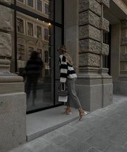 Load image into Gallery viewer, Chunky Knit Sweater