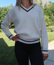 Load image into Gallery viewer, Creamy knit sweater - sweater