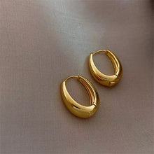 Load image into Gallery viewer, Gold Hoop Earrings