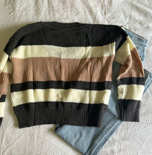 Load image into Gallery viewer, V Neck Striped Sweater