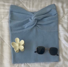 Load image into Gallery viewer, Blue Twisted knit Top - Juniper