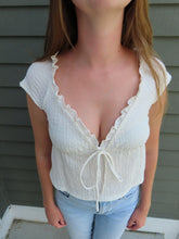 Load image into Gallery viewer, Beige Cropped Short Sleeve Top
