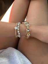 Load image into Gallery viewer, Gold Pearl Link Bracelet Watch
