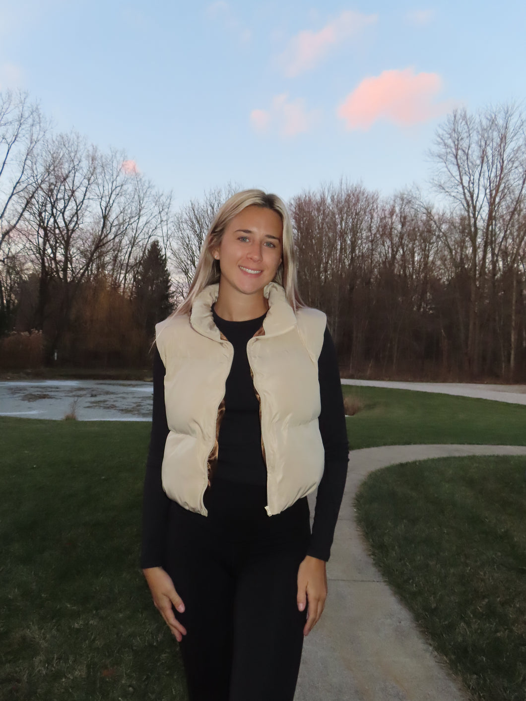 Beige Cropped Puffer Vest