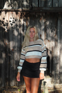 Cropped Knit Black and brown Sweater