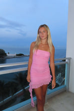 Load image into Gallery viewer, Pink Strapless Ruffle Dress
