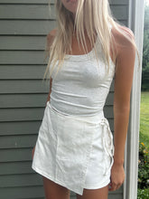 Load image into Gallery viewer, White Tie-Front Skort
