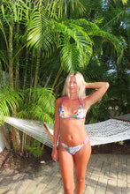 Load image into Gallery viewer, Mauve garden reversible bikini set
