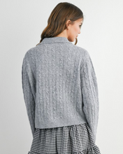 Load image into Gallery viewer, Grey Cable Knit Sweater – Cozy Cropped Pullover
