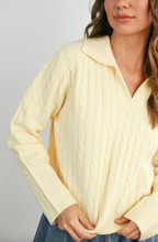 Load image into Gallery viewer, Grey Cable Knit Sweater – Cozy Cropped Pullover
