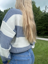 Load image into Gallery viewer, Blue Chunky Striped Sweater
