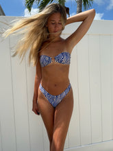 Load image into Gallery viewer, Lovers Bikini - Juniper
