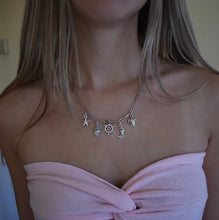 Load image into Gallery viewer, Paper Clip Charm Necklace - Juniper
