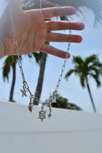 Load image into Gallery viewer, Paper Clip Charm Necklace - Juniper
