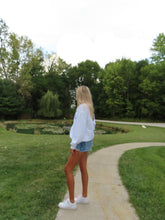 Load image into Gallery viewer, White Cali Crewneck - Juniper

