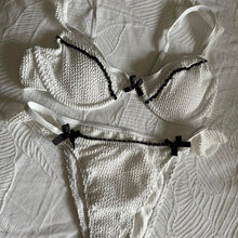 Load image into Gallery viewer, White ruffle bikini set
