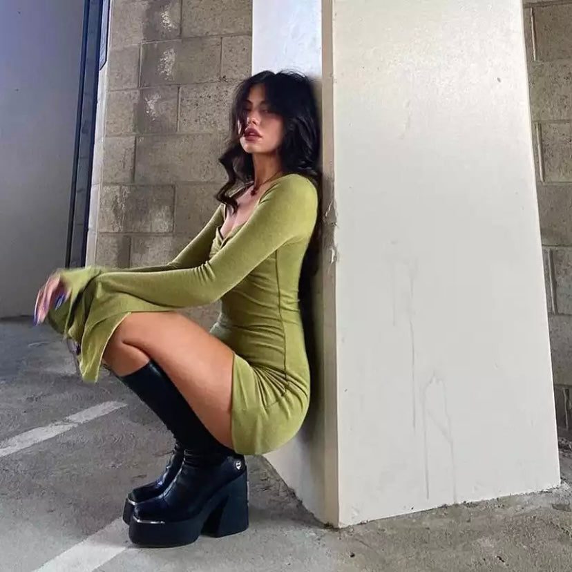 Green Flare Arm Bodycon Dress
